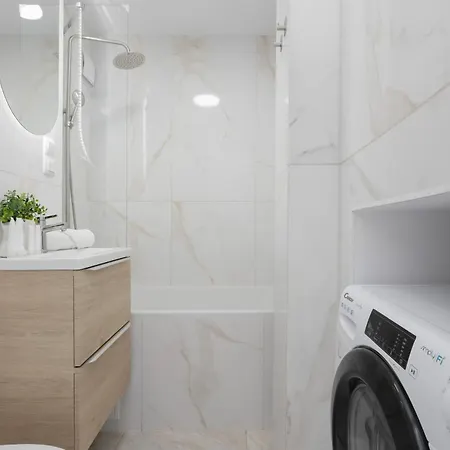 Modern In Center, Remote Working, Smart Tv & Wifi By Renters アパート