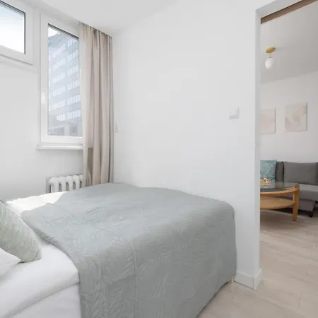アパート Modern In Center, Remote Working, Smart Tv & Wifi By Renters ワルシャワ