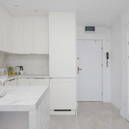 アパート Modern In Center, Remote Working, Smart Tv & Wifi By Renters